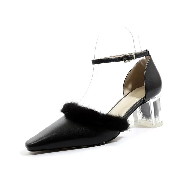 10523399833_1536606322