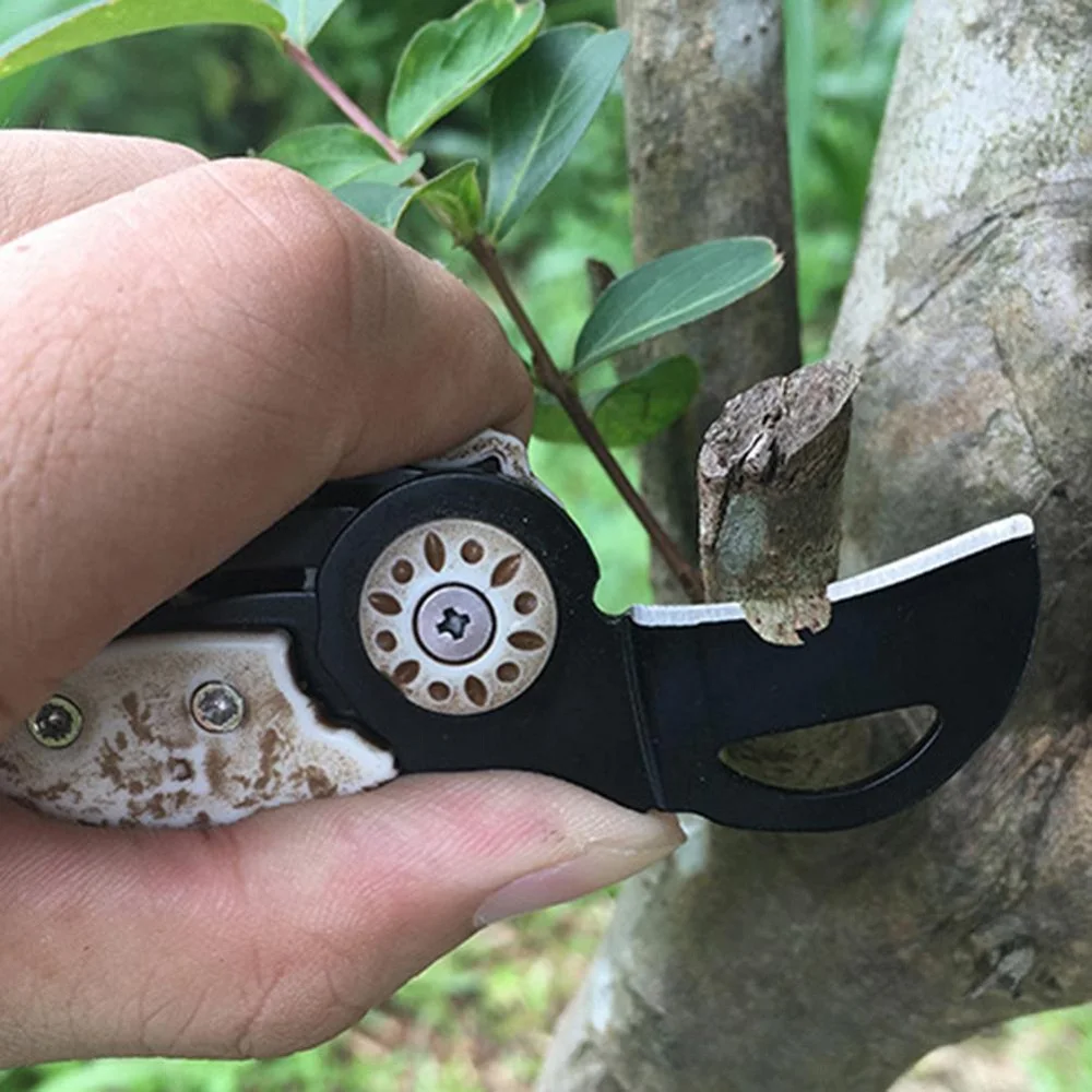 Portable Keychain Skull Head Knife Edc Tool Mini Pocket Tactical Folding Knives Navajas Zakmes Couteau Pliant Canivete De Bolso