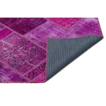 

Handmade Fuchsia Vintage Overdyed Patchwork Area Rug 124x178 Cm-4'1''X5'10''
