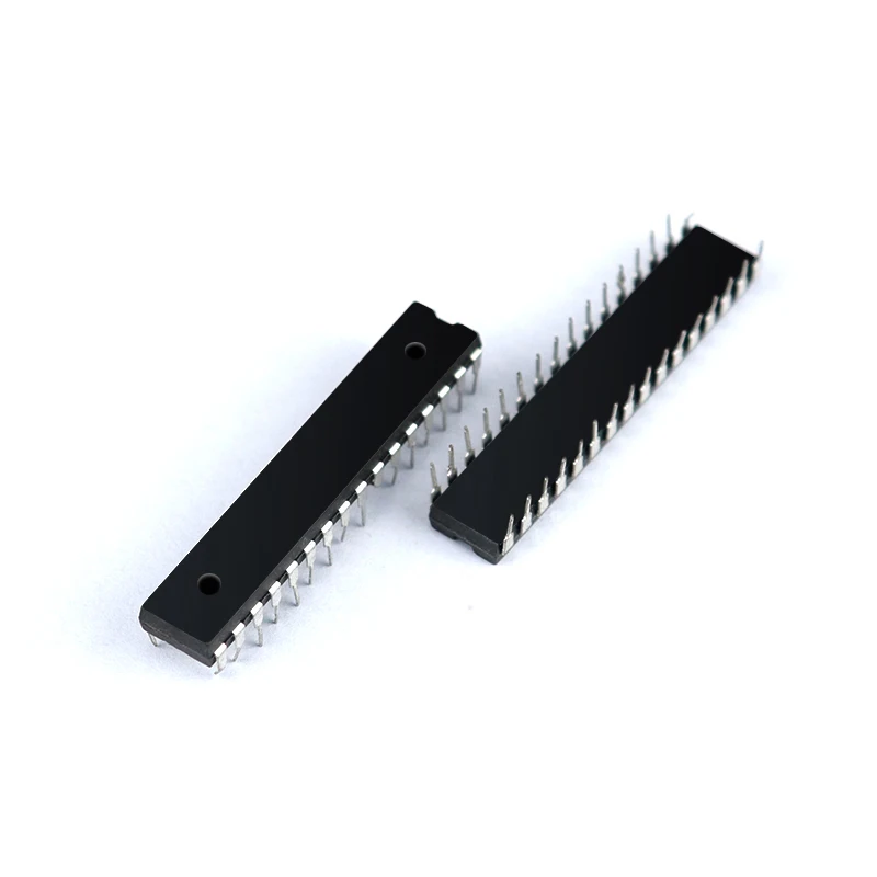 10 шт./лот UM61512AK-15 UM61512AK UM61512 DIP-32 на