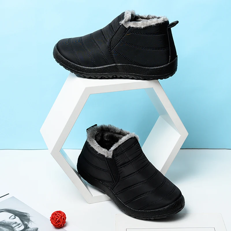 Botas de nieve de piel para hombre, calzado de felpa, cálido, impermeable, de talla grande, para invierno, 2020
