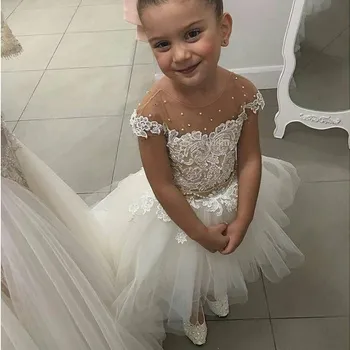 

High Low Flower Girls Dresses For Wedding Sheer Neck Cap Sleeves Lace Pearls Tulle Backless Toddler Holiday Birthday Party Dress