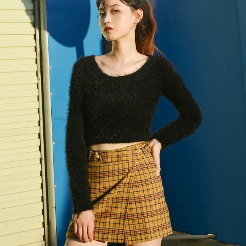 Women tight-fitting elastic high waist short furry navel long-sleeve pullover All-over Fuzzy Cropped sweater