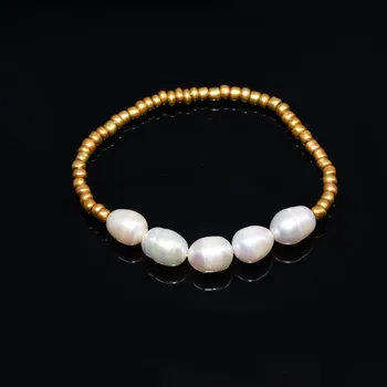 

2020 New Arrival Simple Beaded Bracelet Gold Color Glass Beads Real Freshwater Pearl Elastic Bracelet for Women Accessories