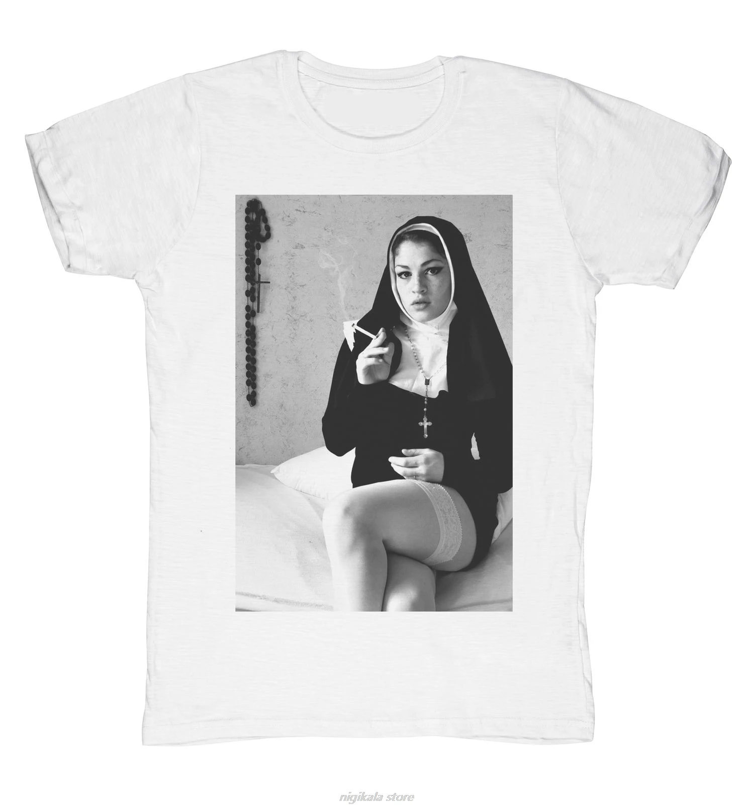 

Новая футболка Blaze Man Sexy Nun Gift Idea