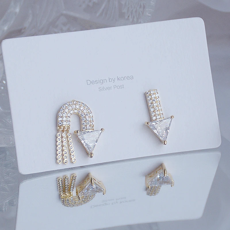 Korean Trendy Asymmetry CZ Tassel Arrow Women Earring Bling Transparent Pave Cubic Zirconia Stud Earring Daily Jewelry Pendant