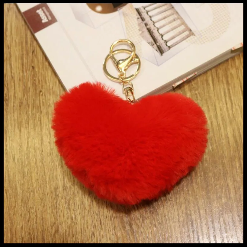 爱心毛绒挂件7