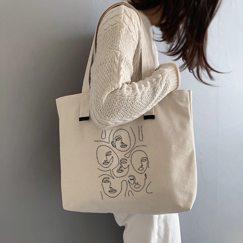 Artsy cloth handbag