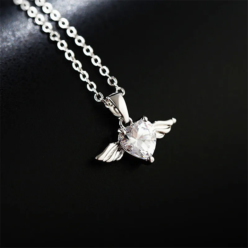 

Crystal Female Small Heart Pendants Necklaces Elegant Silver Gold Wedding Necklace Jewelry Fashion Angel Necklaces For Women