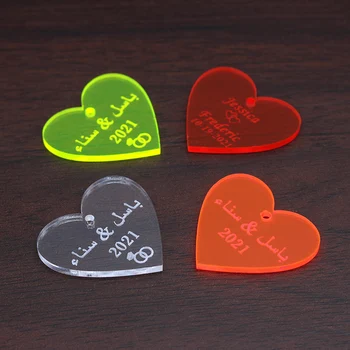 

50 Pieces Personalized Engraved Acrylic Yellow/Rose/Red/Green/Orange/Clear Love Heart Gift Tags Wedding Party Table Decor Favors