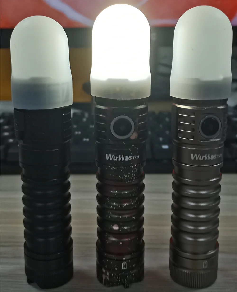 Wurkkos 2PCS White Diffuser for TS21 TS22 Soft Composite Materials Bright Indoor Reading Hiking Tent Lighting with Malleability