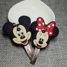 Niedlichen Cartoon Anime Keychain Nette Silikon Mickey Stich Bär Schlüssel Abdeckung Kappe Frauen Geschenk Eule Porte Clef Minne katze Schlüssel kette(China)