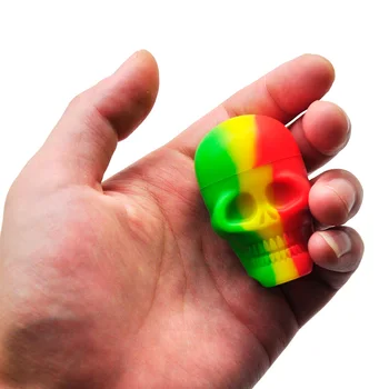 

1 pcs Newest Cool Small Skull Silicone Container Silicone Jar for Oil Wax 2 size Available