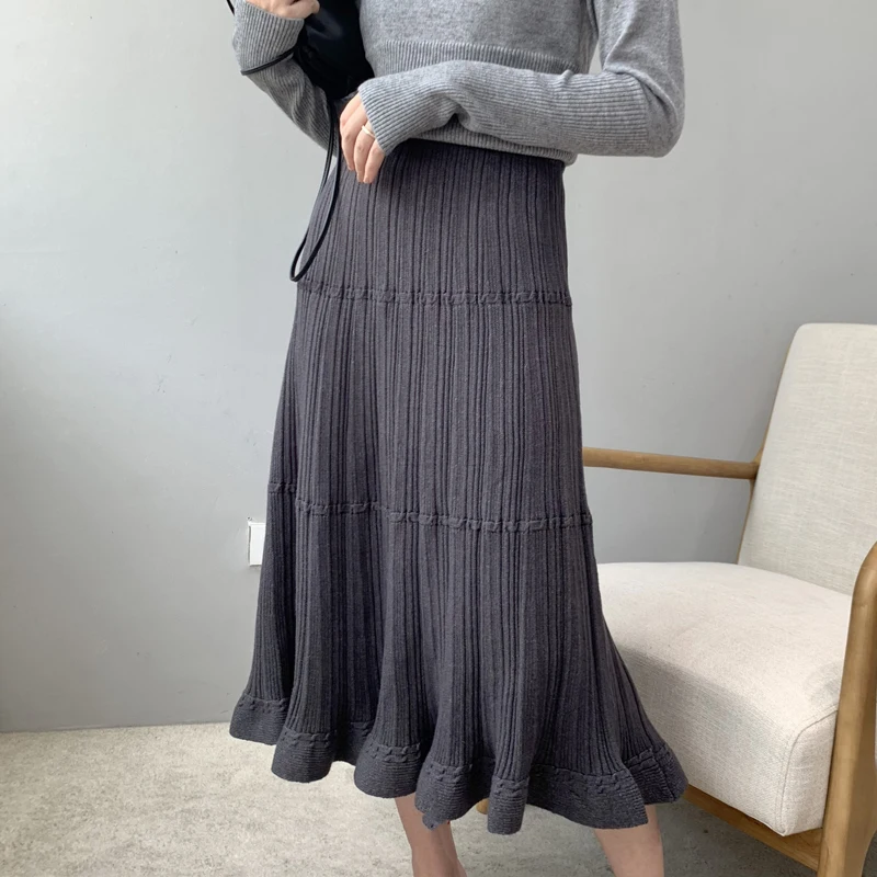 

RZIV Autumn and winter women's skirt casual solid color pleated knit skirt