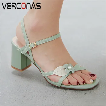 

VERCONAS 2020 Sweet Woman Pumps Genuine Leather Summer Flower Decoration Pearl Woman Sandals Square Toe Square Heels Shoes Woman