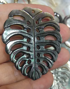 

6pcs Natural Mother of Pearl Tropical Monstera Leaf Pendants Hand Carved Black Shell Leaf Beads focal 50mm high quality