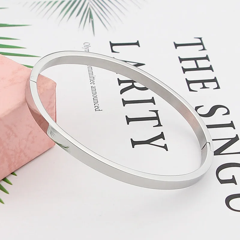 Stainless Steel Bracelet Hot Fashion Stainless Steel Jewelry Oval Bangle for Woman Child Charm Bracelet Party Love Wedding Brand Gift