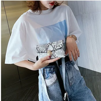 

2020 new snake pattern ladies belt waist bag fine belt coin purse female small messenger bag INS Korean version of the super fir
