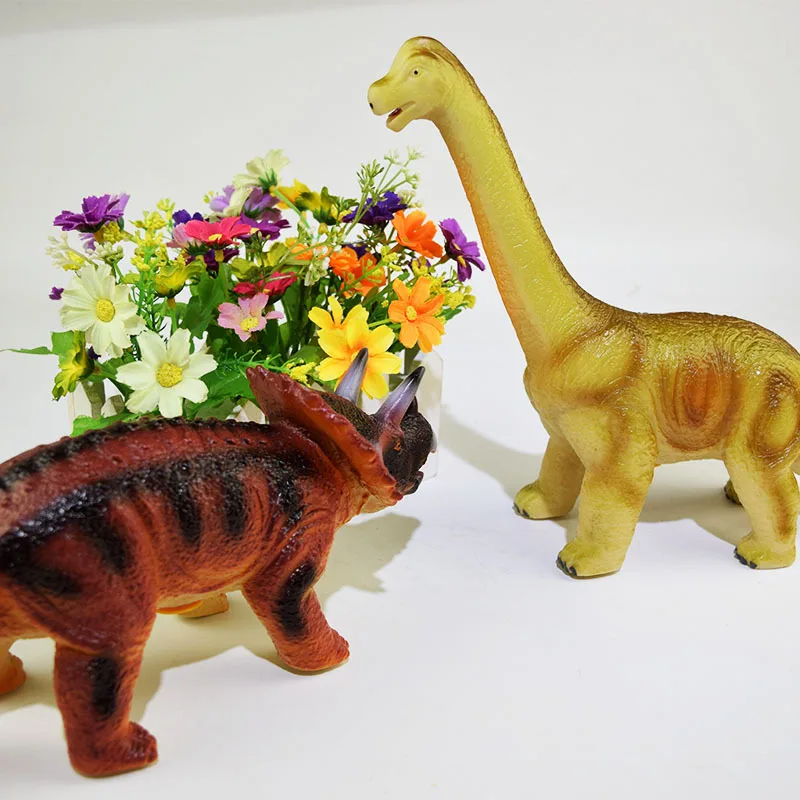 

GE Shini Sound Making Dinosaur Model Toy Plastic T-Rex Triceratops Educational Toy