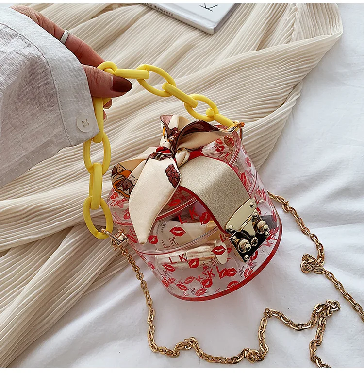 14228879791_254072948