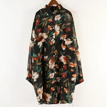 

Loose Mid-length Chiffon Shirt Vintage Printed Women Blouses Plus Size Fashion Beach Holiday Sunscreen Women Tops V909