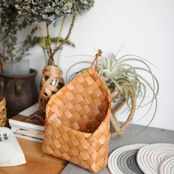 

Wall Hanging Natural Wicker Flower Pot Rattan Basket Home Garden Wall Decoration Storage Container Organizer