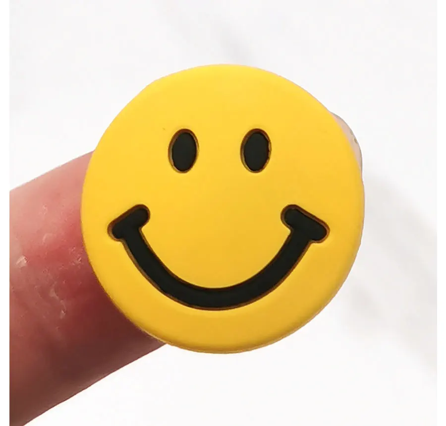 Novelty 1pcs Smiley Rainbow PVC Shoe Charms Sandal Accessories Garden Shoe Buckle Decoration For Kids Party X-mas Gift Croc Jibz