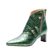 Ботильоны из натуральной кожи черного и зеленого цвета; женские модные ботинки с острым носком; коллекция года; Женская Роскошная обувь в стиле ретро на блочном каблуке; женская обувь