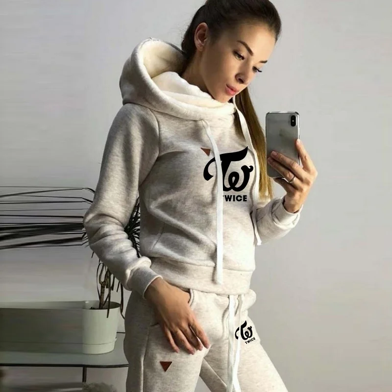 Осенне-зимние женские модные спортивные костюмы, повседневный однотонный спортивный костюм для бега, толстовки и спортивные штаны, комплект из двух предметов для Ru