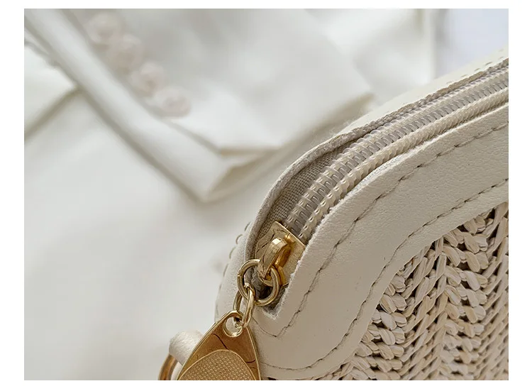 Fashioned Straw Crossbody Bags for Women 2021, with Beige Color