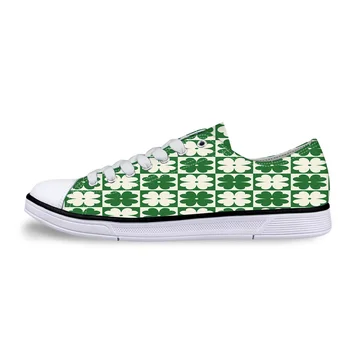 

Traditional Scottish Plaid Clover Unisex Canvas Shoes For Men Classic Flats Canvas Shoes Teen Boys Studnets Low Top Sneakers
