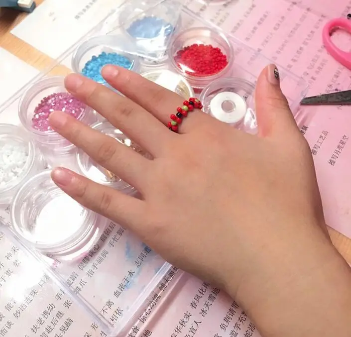 Детские Diy браслеты, серьги Инструмент машина простой пластик DIY бисер станок A0142L