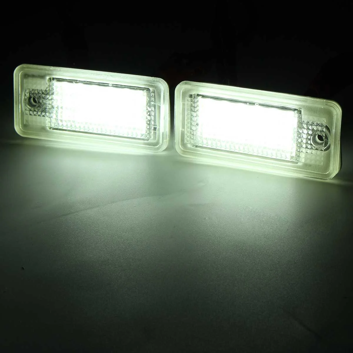 2X ошибок 18 SMD автомобиля светодиодный номерной знак светильник для Audi A4 A3 A6 C6 A8 B6 B7 S4 S3 S8 Q7 RS4 RS6 Q7