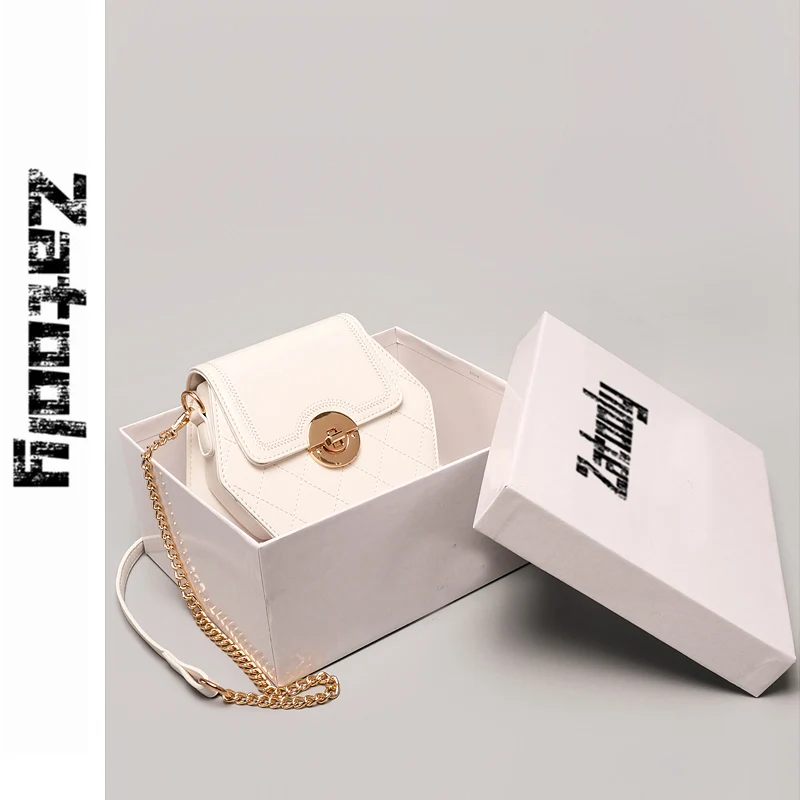 

New Style In 2019, Fashionable French Mini-crowd High-quality Inclined Bag, Pure Color Chain Bag, Simple Atmosphere