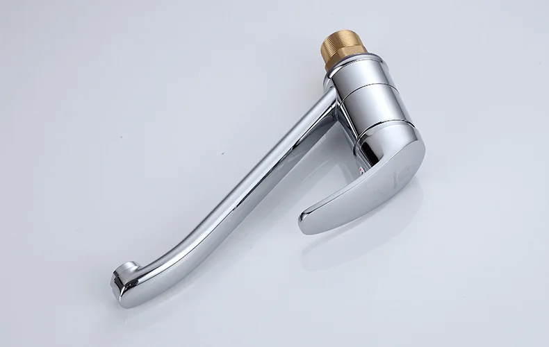 12608826604_1831566324