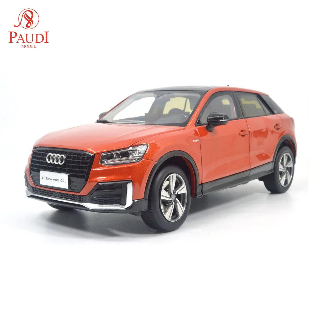Paudi модель 1/18 1:18 Масштаб Все новые Audi Q2L оранжевый литой модель автомобиля игрушка модель автомобиля открываются двери