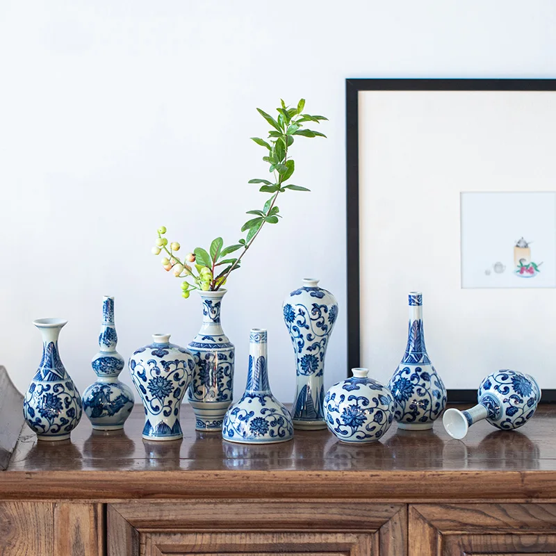 Jingdezhen Chinese blue and white Japanese Zen ceramic tabletop vase flower vase hand-painted decorative ornament gift 5