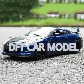 

1:18 scale Alloy Toy Vehicles GTR R35 2009 Car Model Of Children's Toy Car Original Authorized Kids Toys