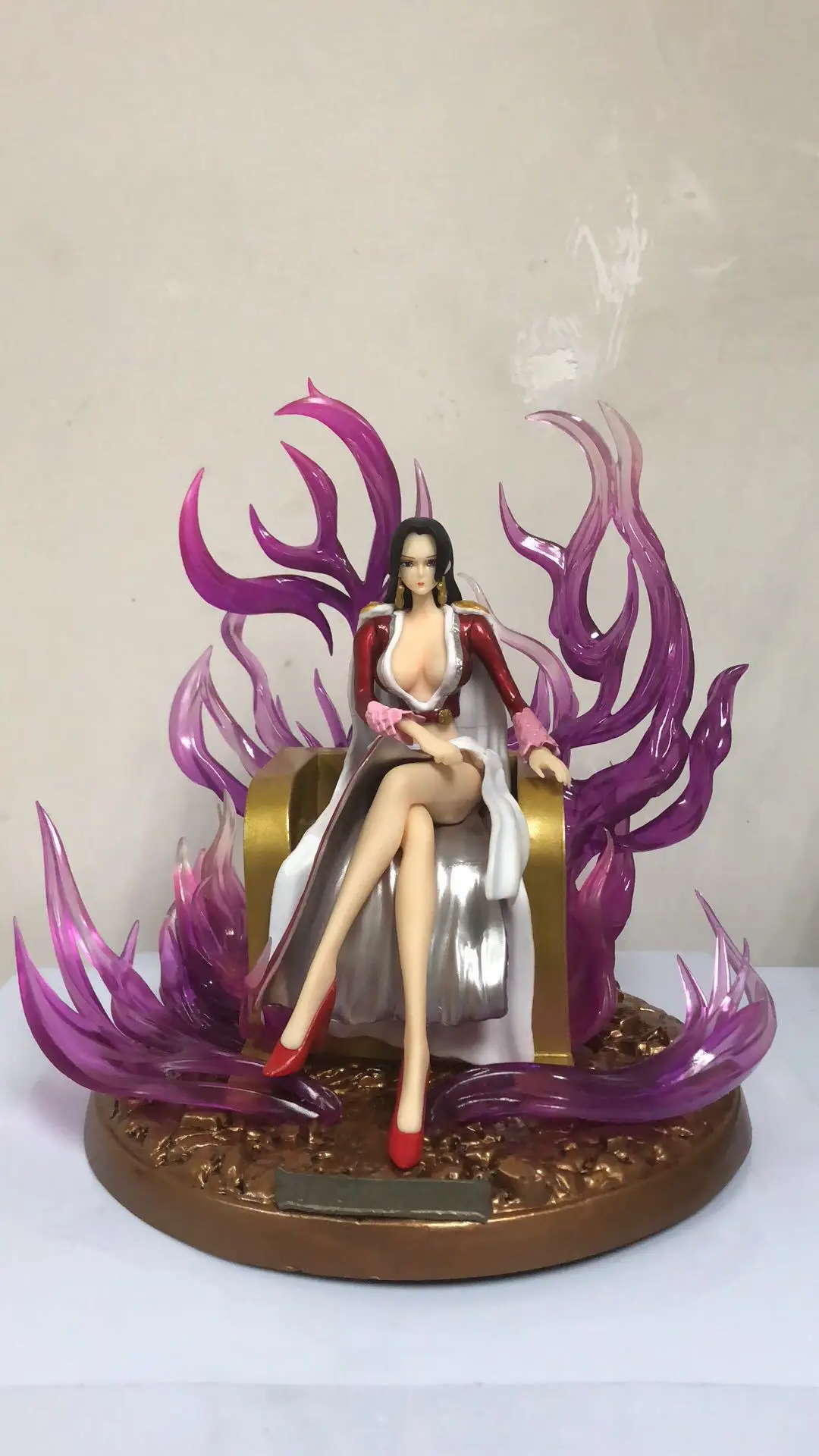 One piece/Sea King ZERO Seven Wu Hai трон женский император Бо Я · Хэнкок в штучной упаковке гаражный комплект модель