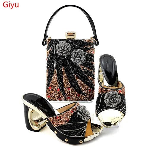 MD013 Black SIZE 38-43 HEEL 9CM 1.23KG RMB238