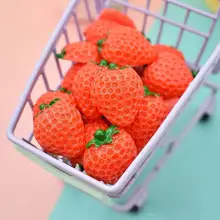 

10Pcs Mini Simulation Resin Miniature Red Strawberry Accessories Play Toy for Decor