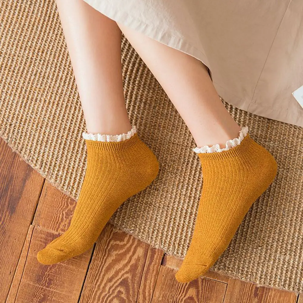 1 Pair Fashion Lace Ruffles Solid Soft Cotton Women Socks Summer Autumn Cute Socks Sweet Princess Girl Cozy Lovely Frilled Socks