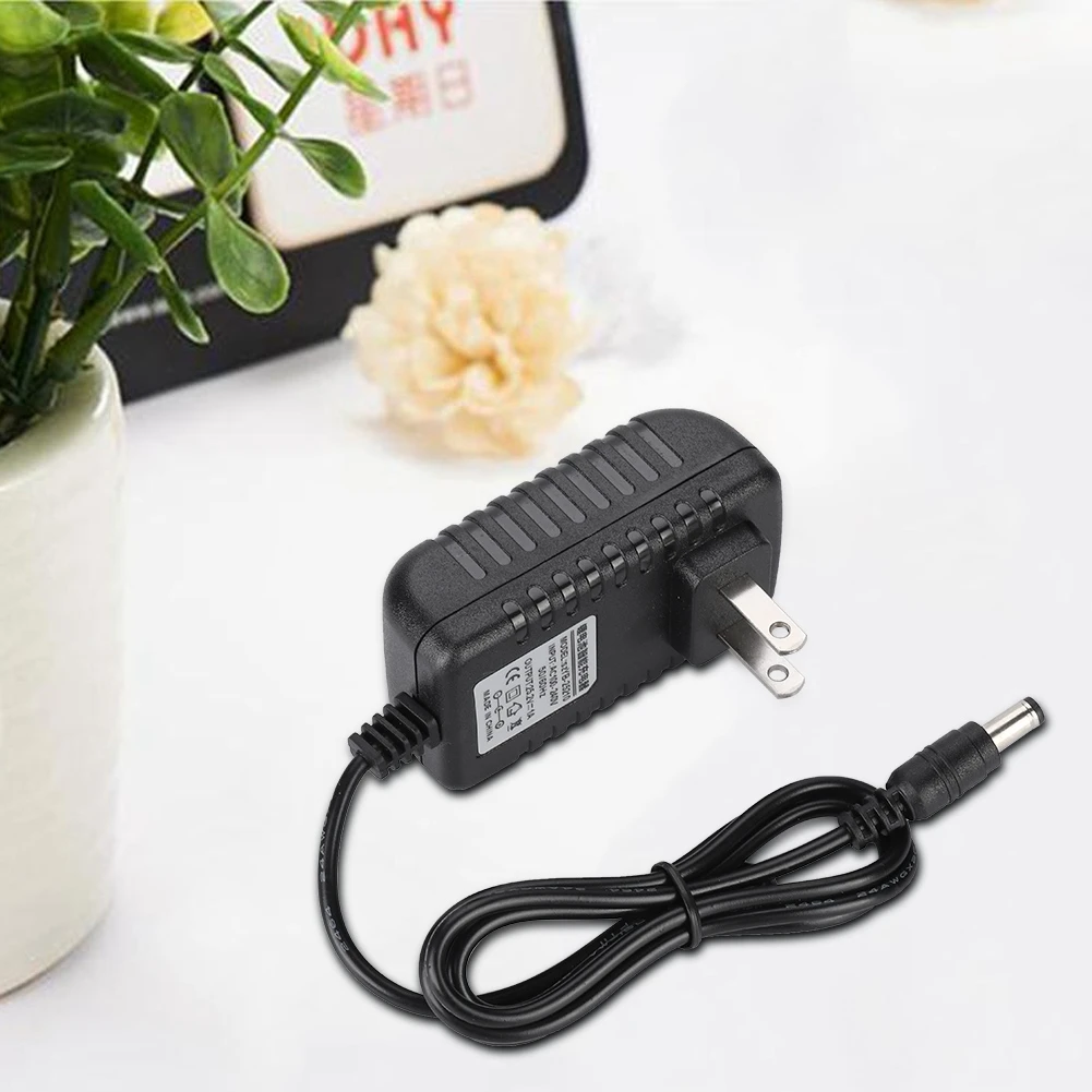 Fast Charger 25.2V/1A Fast Charging Li-ion Charger Adapter 100-240V Input with Multi-Protections