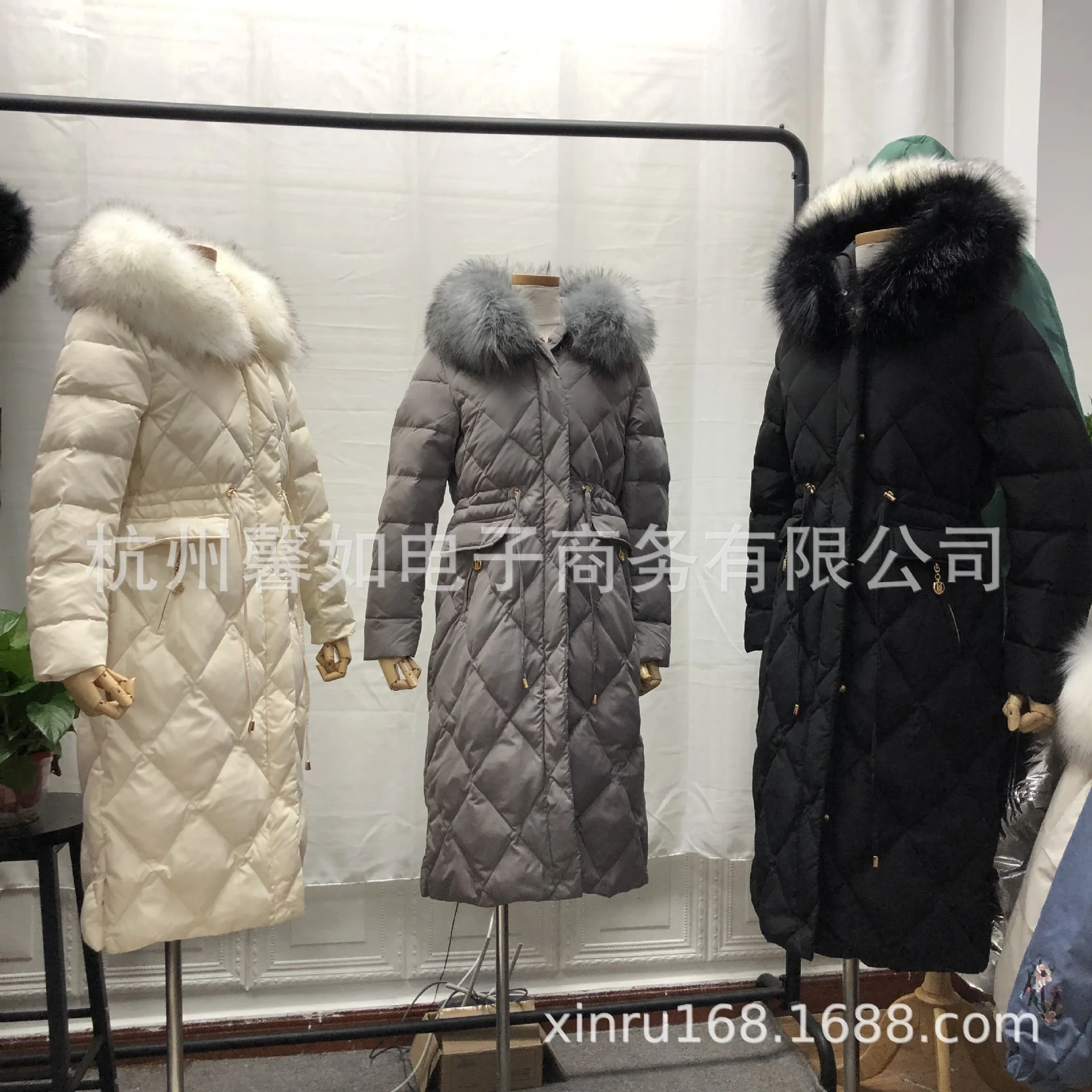 Новые зимние продукты, Южная Корея Dongdaemun, белый утиный пух, Лисий мех, одежда с меховым воротником, Женский пуховик средней длины для женщин