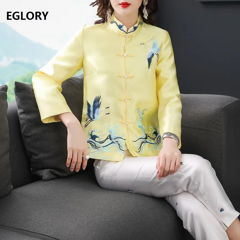 

Elegant Jacket 2019 Autumn Fashion Tops Coat Women Vintage Embroidery Single Breasted Long Sleeve Yellow White Coat Female XXL