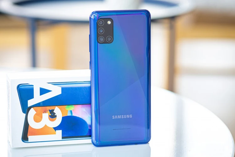 韓国仕様Samsung Galaxy A31 スマートフォン (青) 韓国仕様Samsung Galaxy A31 スマートフォン (青)