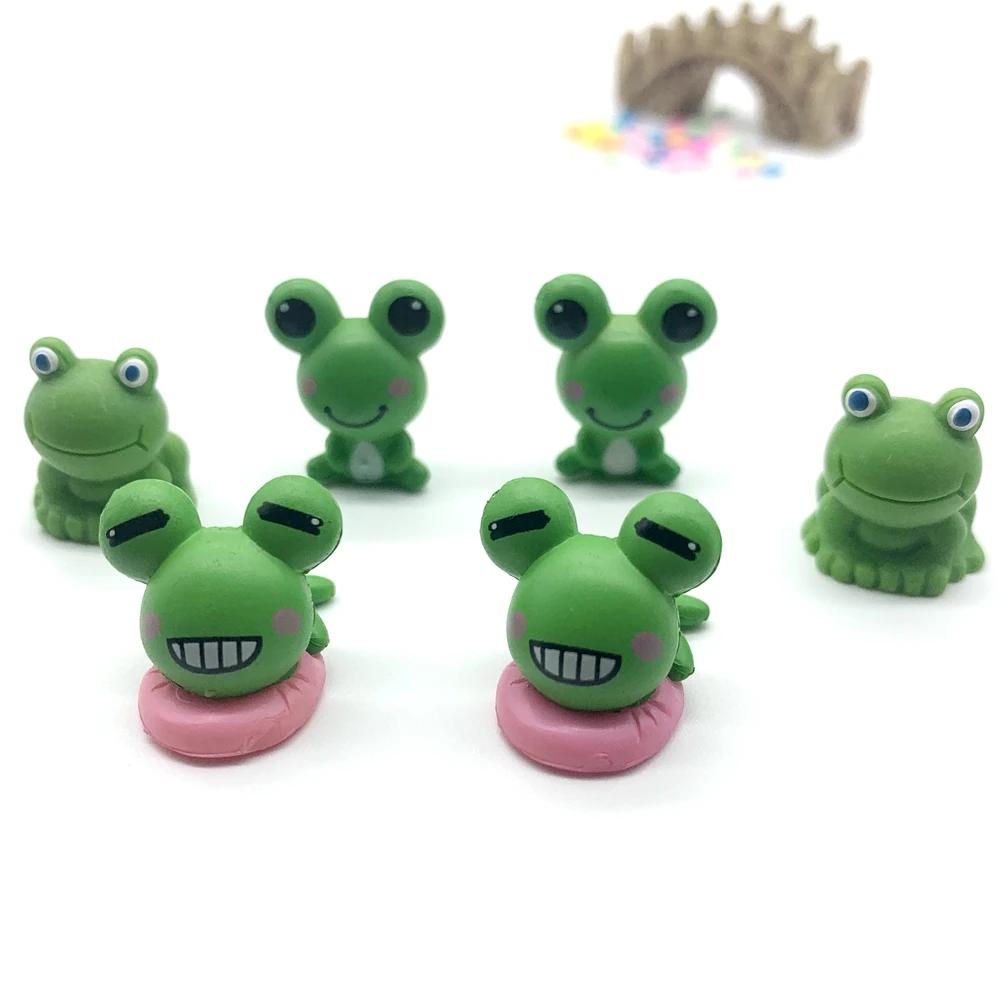 

4PCS Mini Green Frogs Cute Animal Figurine Moss Terrarium Decor Miniature Resin Craft Gift Dollhouse Fairy Garden Accessory