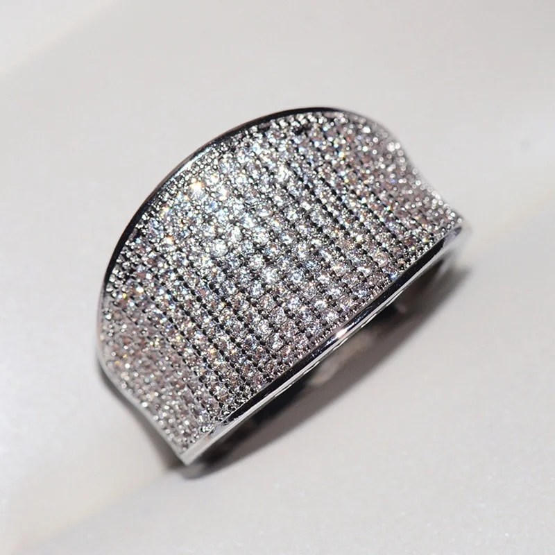 

Luxury Dazzling Full Zircon Engagement Ring Exquisite Cocktail Party Women's Rings Hip Hop Iced Out Rings Jewelry Gifts