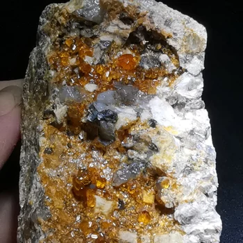 

148.6g.Rare natural garnet crystal hexagonal point feldspar mica brass multi mineral crystal symbiotic halo energy healing