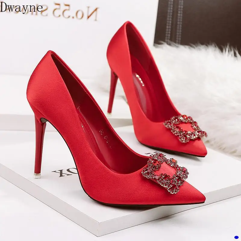 Новинка весна-осень 2019 атласные свадебные туфли с квадратной пряжкой женские на